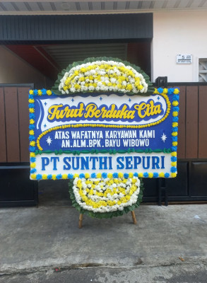 Papan Bunga Duka di Sindangkasih