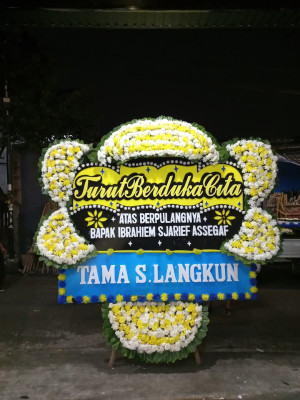 Papan Bunga Duka di Sindangkasih